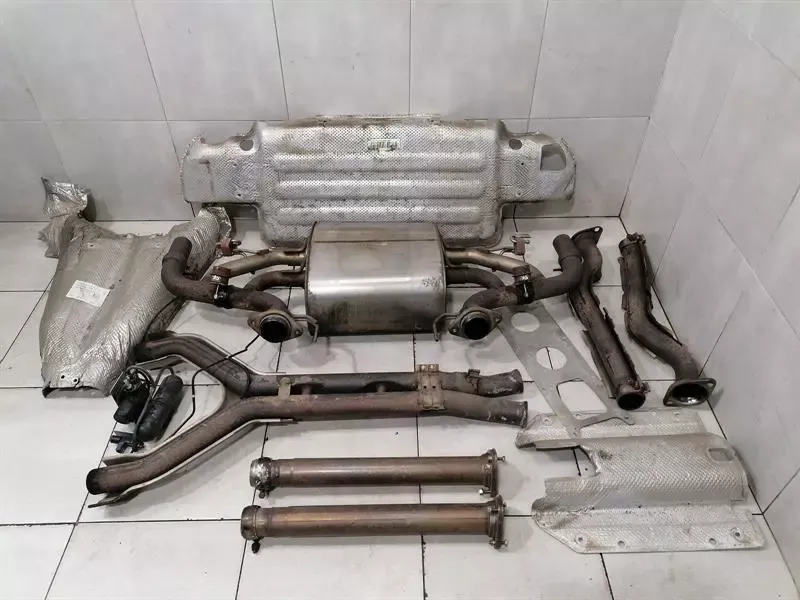 ASTON MARTIN VANTAGE V12 Exhaust Silencer ED23-5230-BA Exhaust Muffler