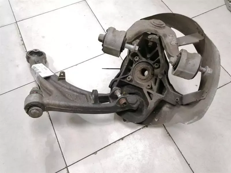 ASTON MARTIN VANTAGE V12 S Left Front Hub V12S Wheel Bearing Housing Front Left