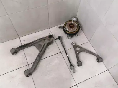 Chevrolet Corvette C6 labā aizmugurējā rumba 88965637 riteņa rumbas aizmugurējais labais komplekts