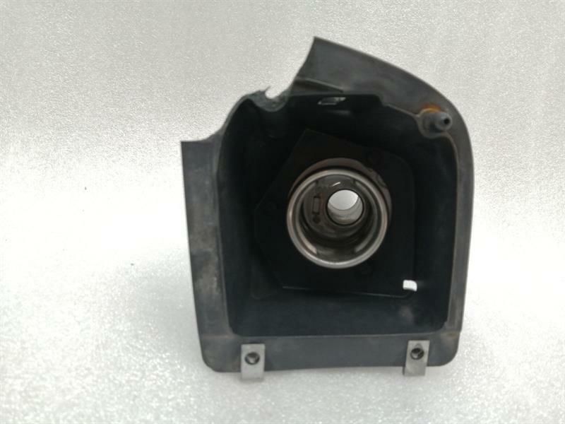 Chevrolet Corvette C6 Fuel Filler Neck 15843233 Fill Nozzle