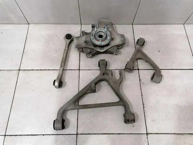 Aston Martin DB9 Volante Left Rear Hub AD23-5A971-AA Wheel Bearing Housing Rear Li