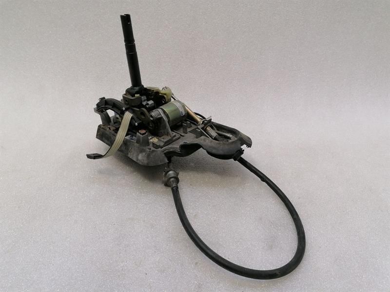 ASTON MARTIN DB7 VANTAGE Gear Selector 42-123382-AA Circuit Backdrop