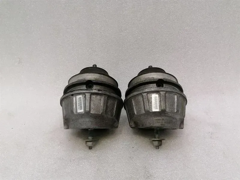 ASTON MARTIN RAPID S Gearbox mount set FD43-6068-AA transmission holder set