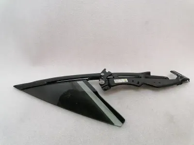 ASTON MARTIN RAPID S Left Front 1/4 Glass AD43-C262A37-AL Door Window 1⁄4 Front LH