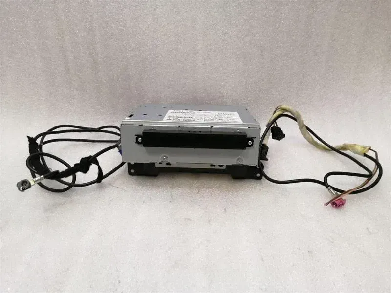 Aston Martin Vantage V12 CD player 31285449 audio system controller