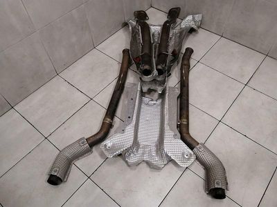 Aston Martin DB9 Volante Down Pipe FD33-5220-BA Exhaust System Muffler