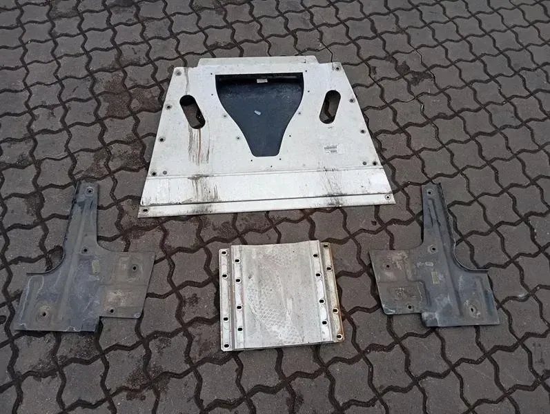 Aston Martin Rapide AMR Rear Undertray AD43-17C857-BB Underbody Trim