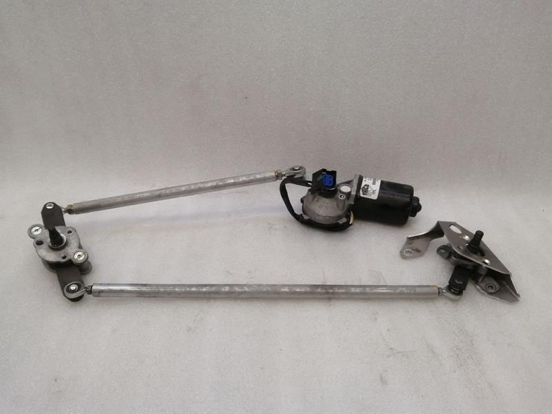 ASTON MARTIN DB9 VOLANTE FRONT WIPER ENGINE AG43-67350-AA RIGHT HAND DRIVE RHD