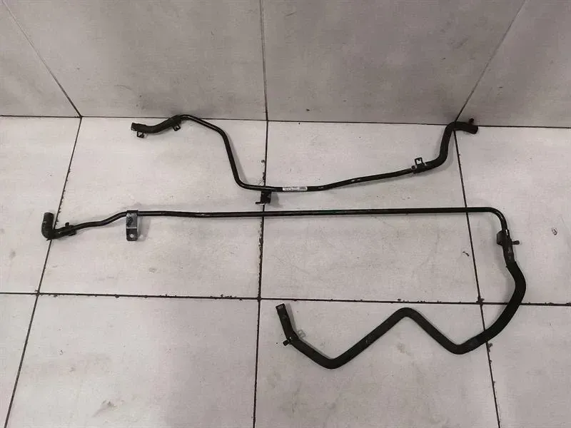 Aston Martin DB9 Volante Cooling Pipe CD33-8C363-AC Hose Pipe Kit