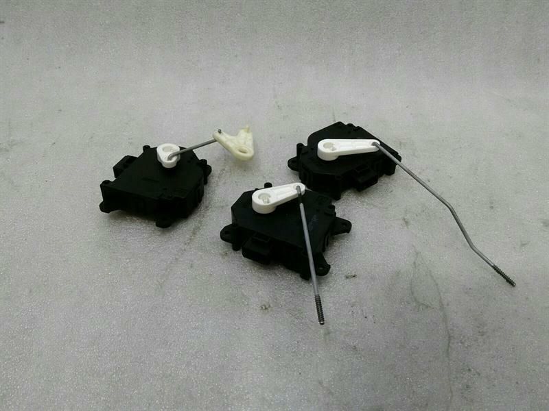 Aston Martin Vanquish S AM29 Vent Flap Motor Set 113800-2340 Servo Motor Set
