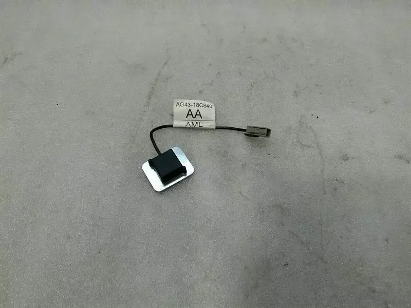 Aston Martin Vanquish S Aerial / Antenna AG43-18C840-AA Antenna