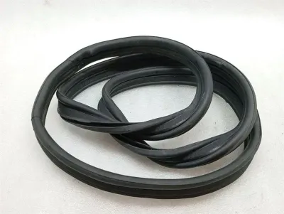 Ferrari 612 Scaglietti F137 boat lid seal 66982600 tailgate seals