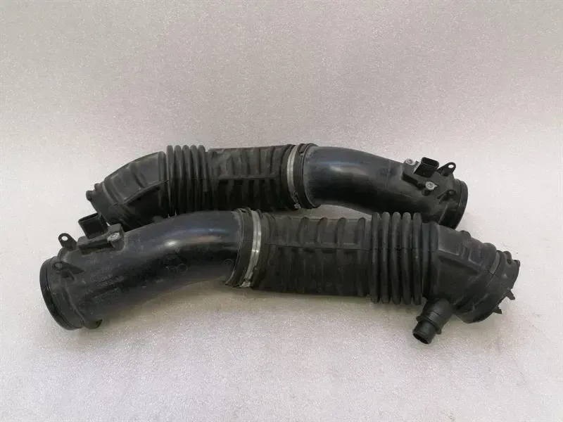 Aston Martin DB9 COUPE intake pipe 4G43-12B612-AB intake hose charge air