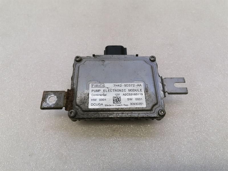 Aston Martin Vanquish AM310 Fuel Pump Module 7H42-9D372-AA Control Unit