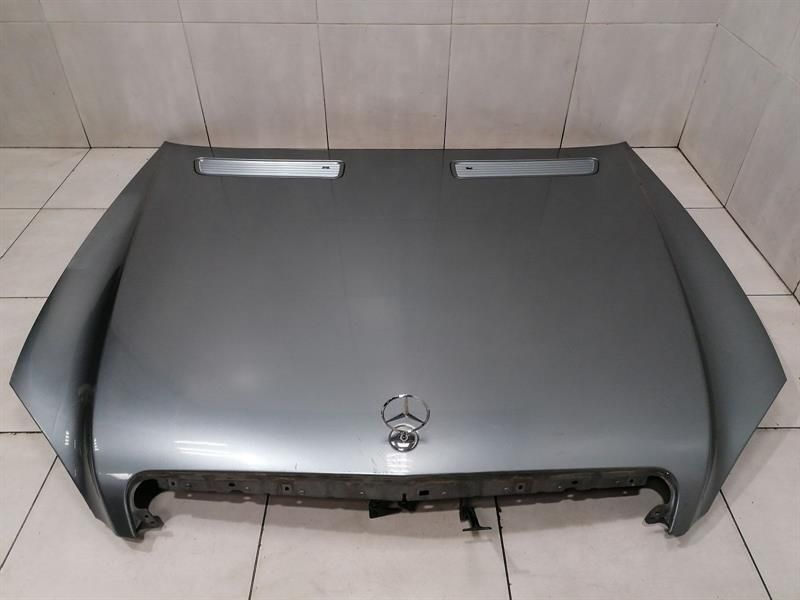 Mercedes S-Class W221 Bonnet A2218800157 Hood
