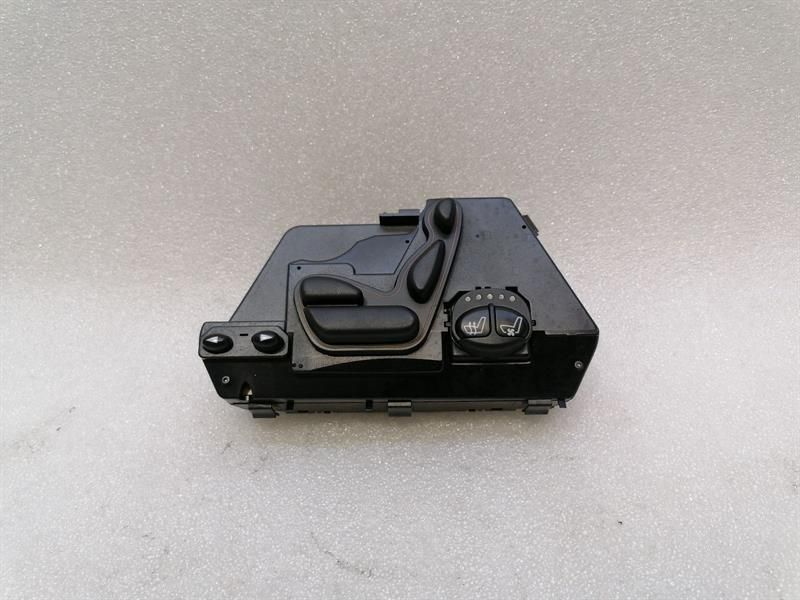 Mercedes S W220 rear right seat switch A2208212879 rear right seat switch