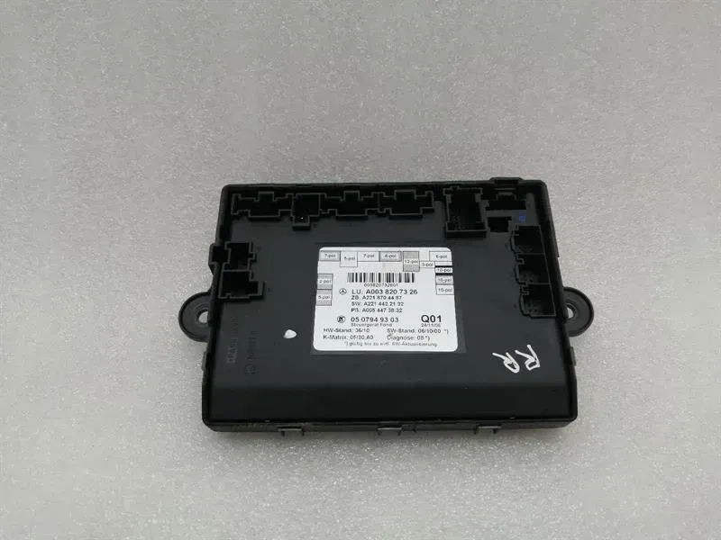 Mercedes W221 rear left seat module A0038207326 rear Li seat control unit