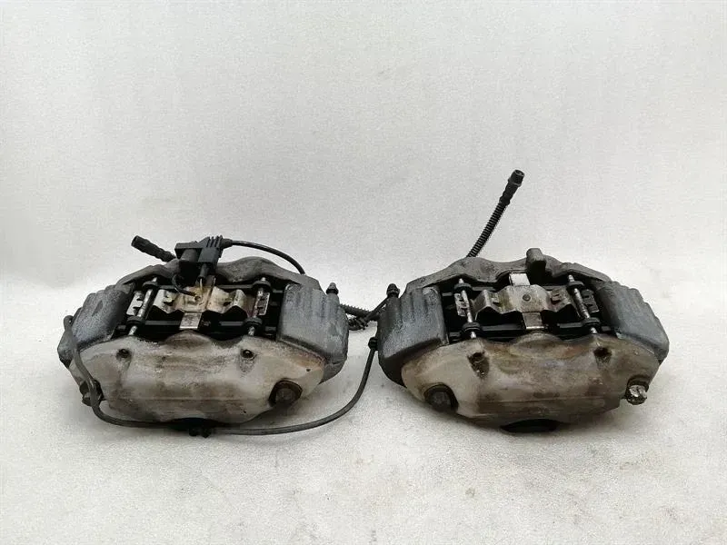 Mercedes S600 W221 front brake caliper set A0034205383 brake caliper front set