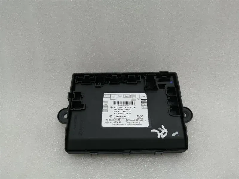 Mercedes S W221 Rear Right Door Module A0038207326 Re Door Control Unit