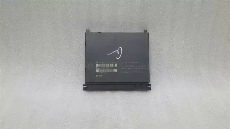 Mercedes S-class W221 rear seat modules A2218702086 rear seat control unit.