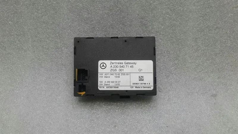Mercedes R230 electronic module A2305407145 control unit gateway