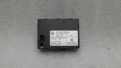 Mercedes R230 elektroniskā moduļa A2305407145 vadības bloka vārteja