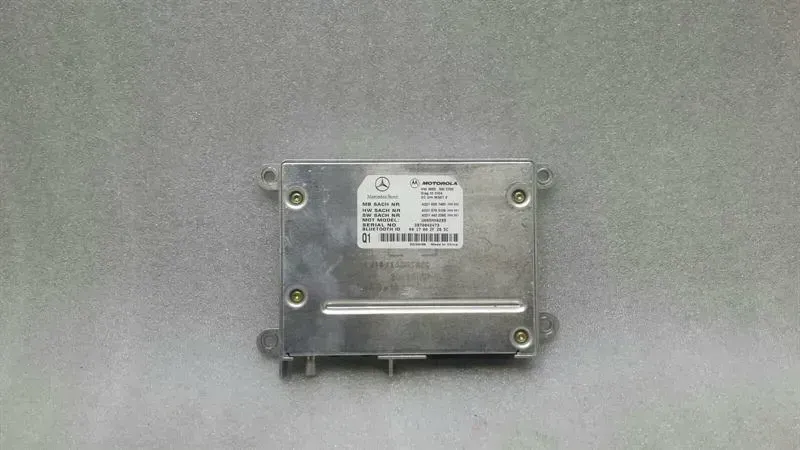 Mercedes S-Class W221 Control Unit Phone Control A2218207485 Bluetooth Module.