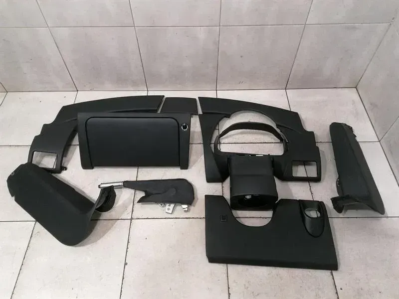 ASTON MARTIN VIRAGE MK2 2011-2012 DASHBOARD PARTS 8D33-10862-ACW RHD RIGHT HAND DRIVE