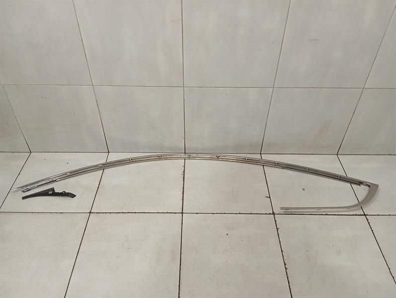 ASTON MARTIN VIRAGE MK2 2011-2012 Body Moulding 4G43-519A36-CF Bar