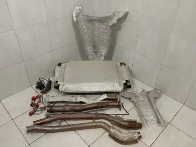 Aston Martin Virage MK2 2011-2012 Изпускателен шумозаглушител 4G43-5230-FH Изпускателна система