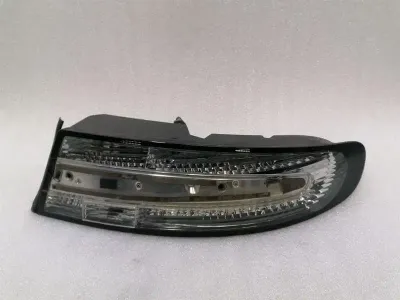 Aston Martin Rapide AMR höger bakljus DG33-13404-AC Bakljus bak höger