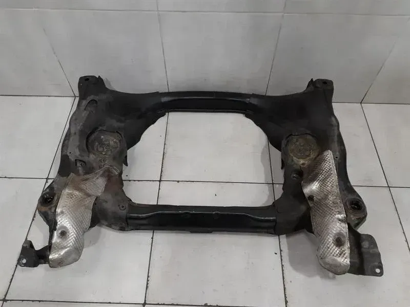 Mercedes CL W216 Beam Subframe Front A2216200387 Front Axle Beam