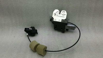 Mercedes S-Class W221 W216 Boot Lock A2217500085 Tailgate Lock.