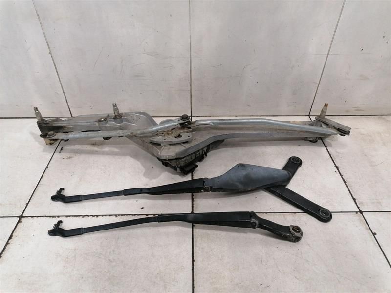 MAYBACH 57 W240 Front Wiper Linkage A2408200040 Wiper Motor Front