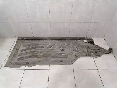 MAYBACH 57 W240 UNDERTRAY A2406101108 Underfloor Trim