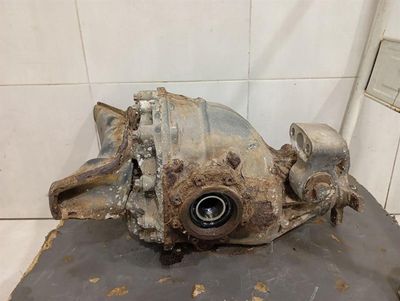 Maybach 62 V240 Hinterachsdifferential A2403501414 Hinterachsdifferential 2.82
