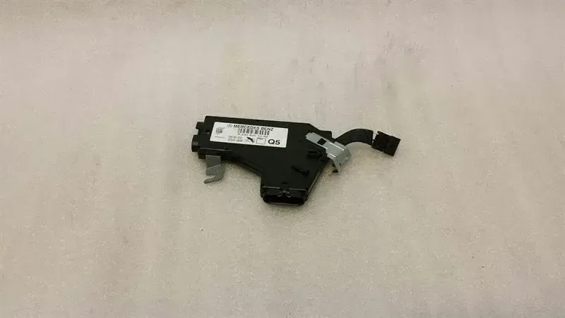 Mercedes SL R230 aerial / antenna A2308201489 antenna