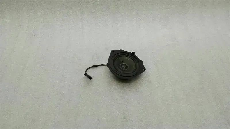 Mercedes SL R230 Speakers A2308201602 Loudspeakers