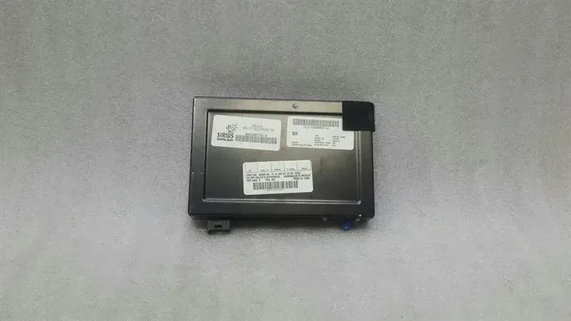 MERCEDES SL R230 Sirius Radio module A1698270162 Sirius satelite control unit .