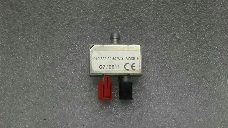 Mercedes S-Class W221 Aerial / Antenna A2108202489 Antenna Booster