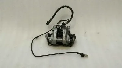 Mercedes SL R230 RRH suports A2214230181 aizmugurējais labais bremžu suports