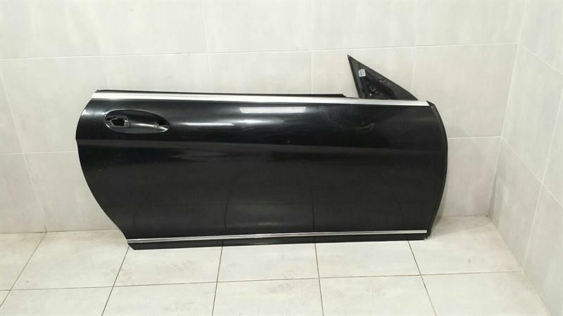Mercedes CL W216 Right Front Door A2167200205 Door Front Right