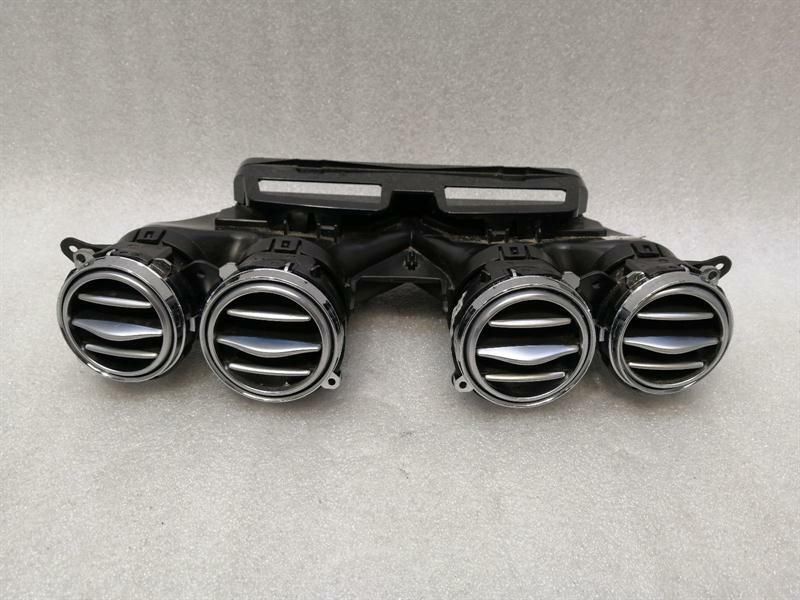 Mercedes W222 Centre Air Vent A2228300754 Ventilation Nozzle Vent Grille Centre