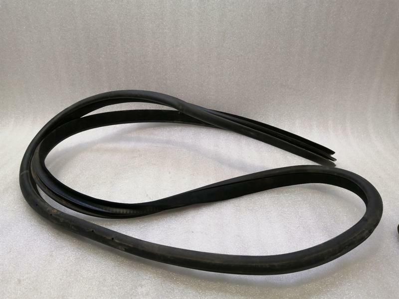 Mercedes S-Class W222 Front Left Door Seal A2226970151 Door Seals Li