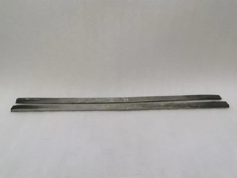 Ferrari 550 Maranello F133 65747600 Seal Wheel Arch Liner Front