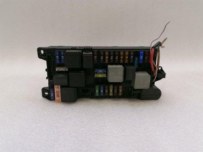 Mercedes CLS W219 Fuse Box Front SAM A2115454401 Fuse Box SAM