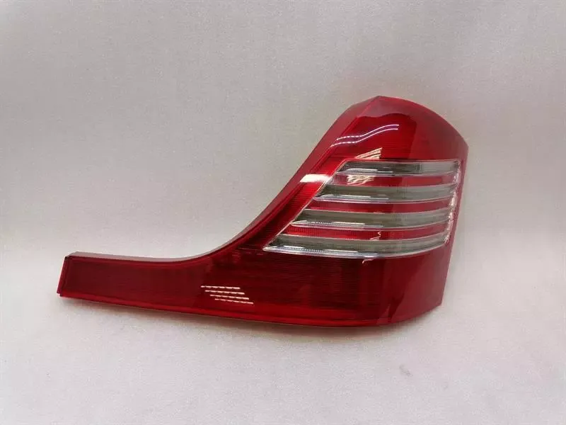 MAYBACH 57 W240 Right Rear Light A2408200264 Rear Right Tail Light