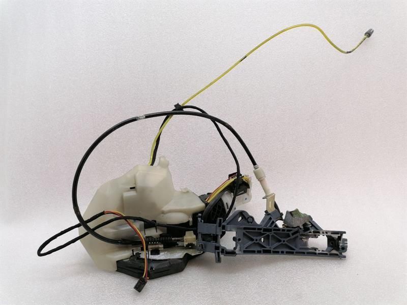 MAYBACH 57 W240 door lock rear right a2407300235 door lock rear right