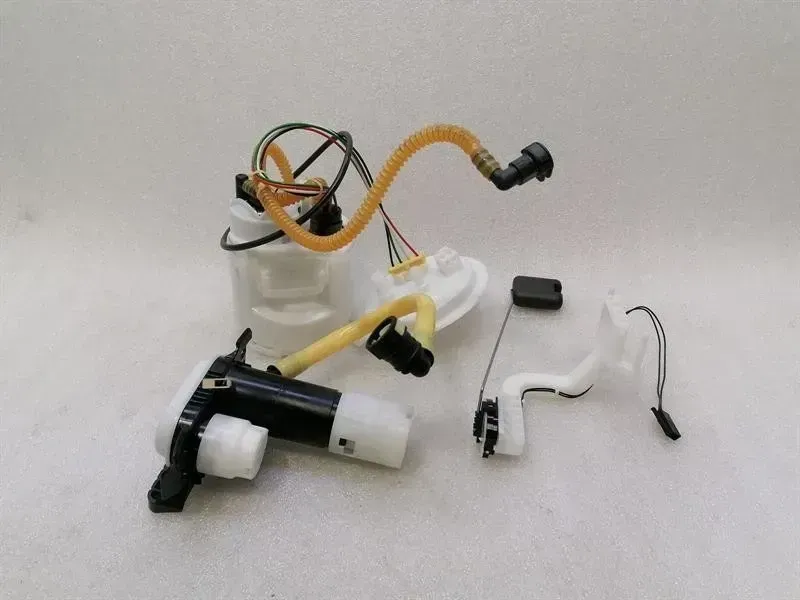 Porsche 911 992 GT3 Fuel Pump Electric Set 992919679 Fuel Pump Set