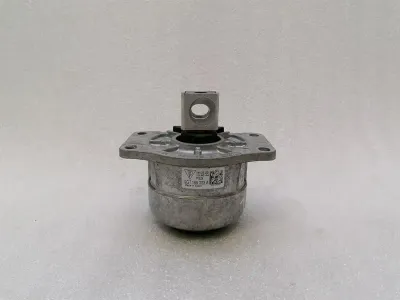 Porsche 911 992 GT3 dzinēja stiprinājums 9GT199383A dzinēja stiprinājums